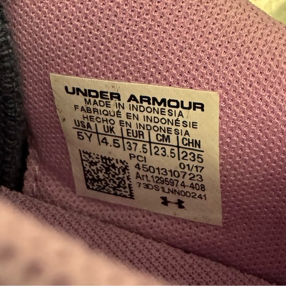 Underarmor shoes 5Y new - Picture 5 of 5